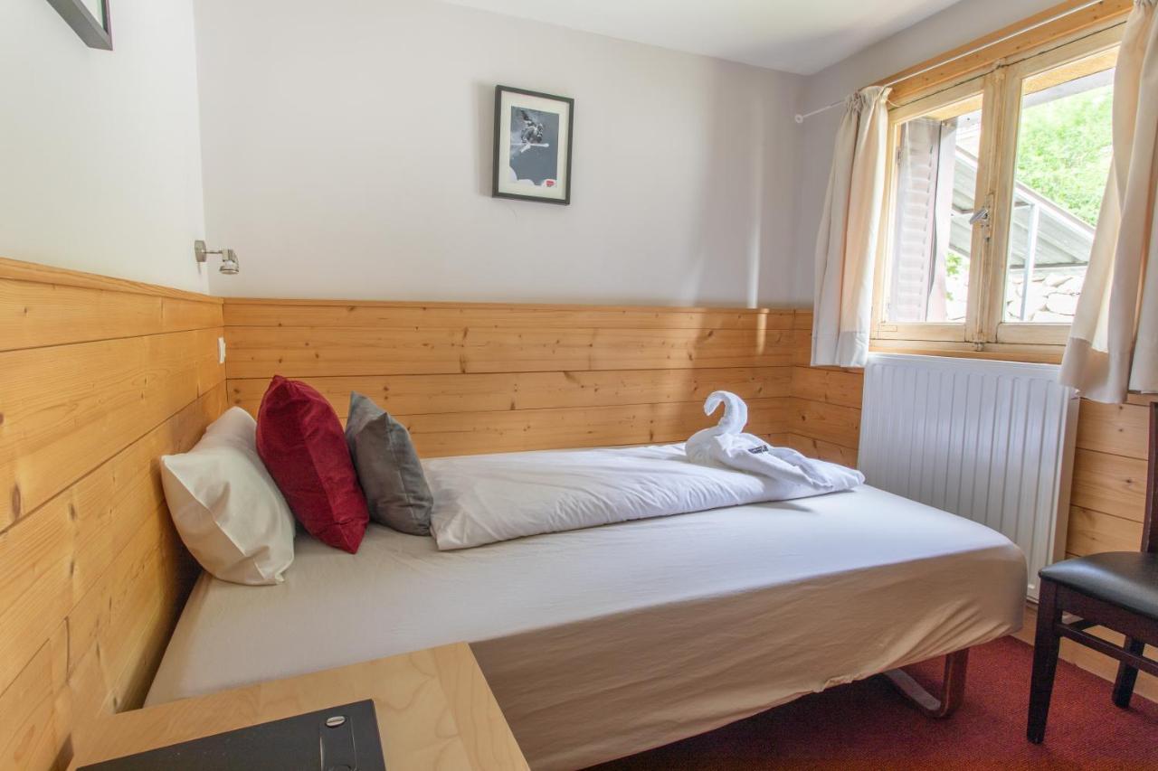 Hotel Le Refuge Alpe d'Huez Bagian luar foto